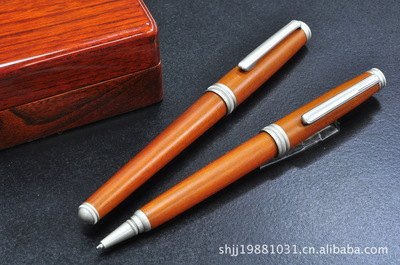 【加工花梨木制圓珠筆 高檔木制筆 旋動式 暢銷產品】價格,廠家,圖片,辦公文教用品加工,上海津津文教用品-
